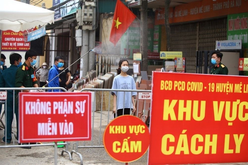 Former German Vice Chancellor hails Vietnamese achievements in COVID-19 fight